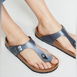 Birkenstock Gizeh Thong Sandal in Ice Pearl Onyx Metallic Blue Sz:39/US8-8.5
